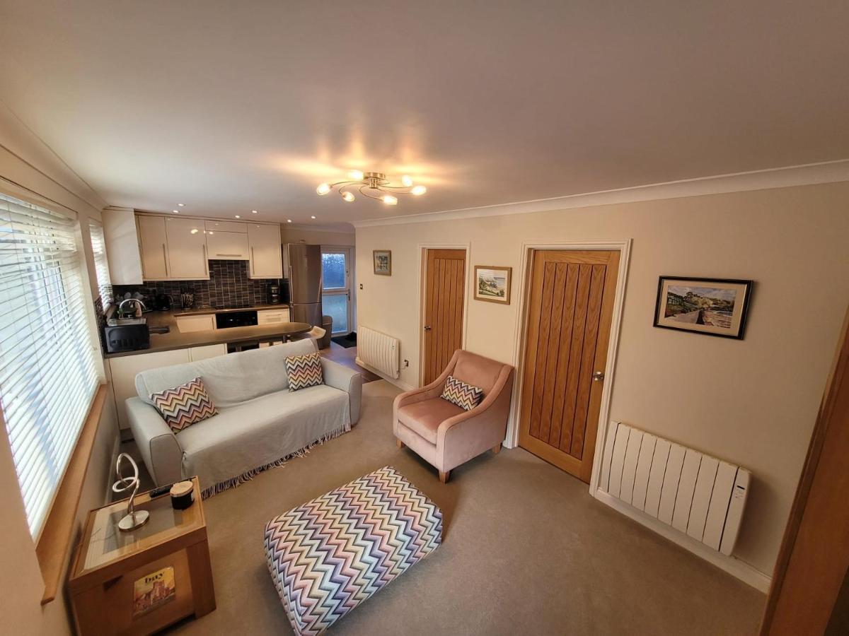 The Mumbles - Bungalow - 2 Bedrooms - Pet Friendly Swansea Exterior foto