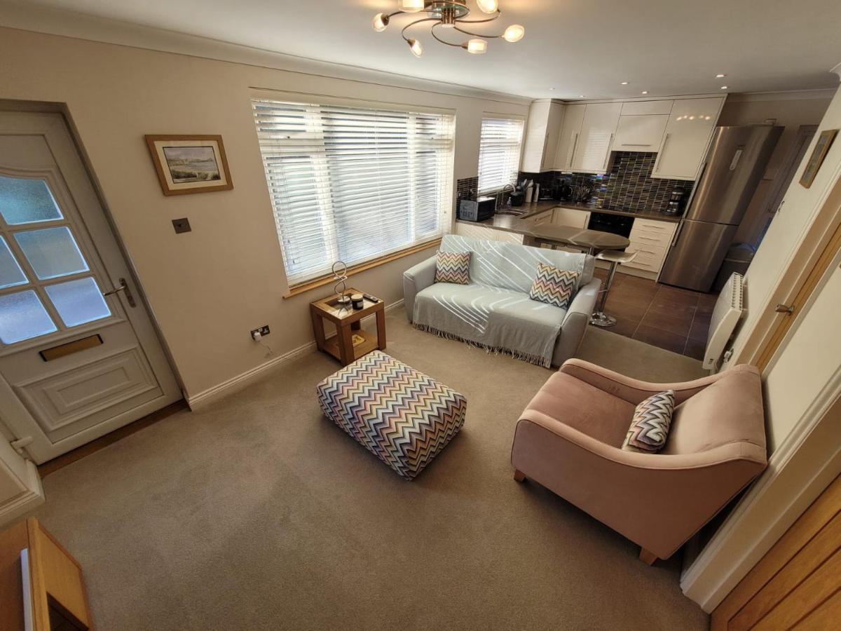 The Mumbles - Bungalow - 2 Bedrooms - Pet Friendly Swansea Exterior foto